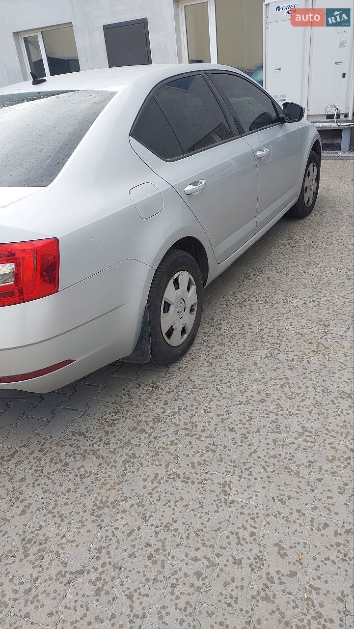 SKODA OCTAVIA A7 2019 VIN TMBAN4NE6LB006346 фото оголошення 6 з 8