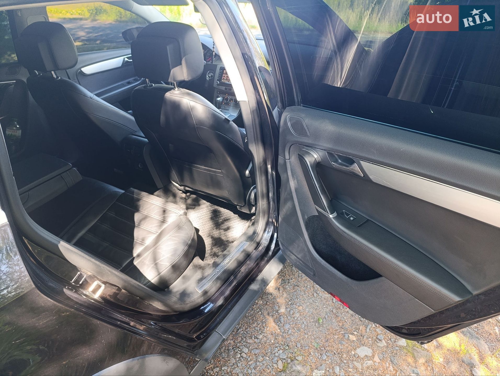 Volkswagen Passat Alltrack 2012 VIN WVWZZZ3CZDE081204 фото оголошення 24 з 47