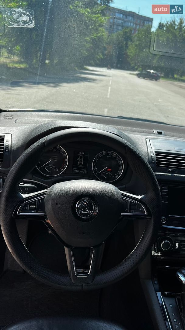 Skoda Octavia 2010 VIN TMBBE41ZXBB151224 фото оголошення 20 з 32