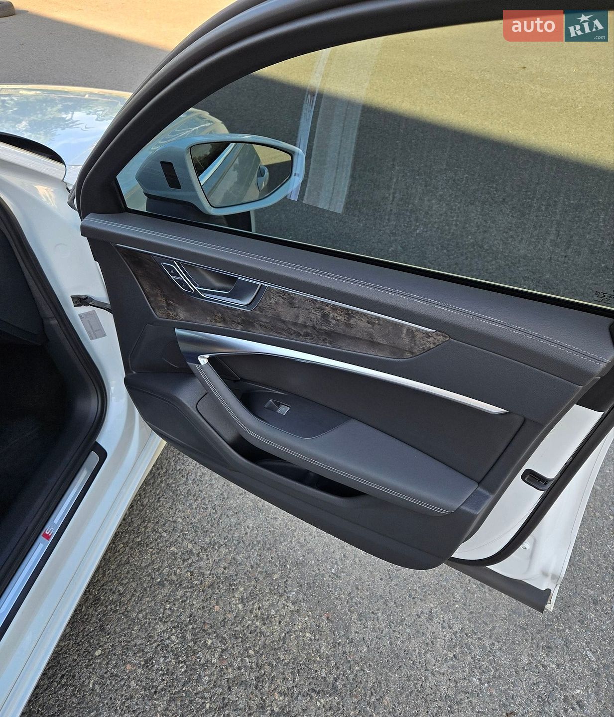 Audi A6 2020 VIN WAUZZZF28MN005026 фото оголошення 10 з 26