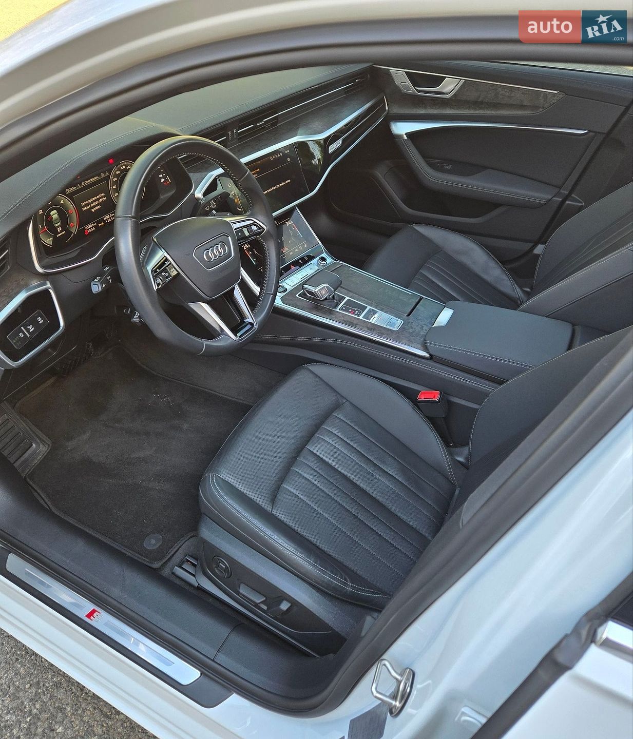 Audi A6 2020 VIN WAUZZZF28MN005026 фото оголошення 15 з 26