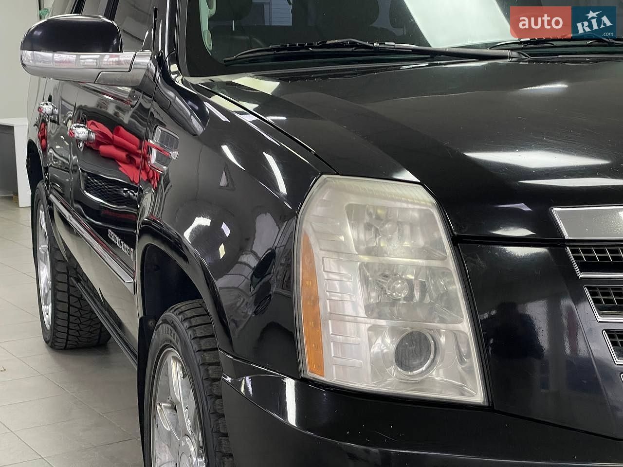 Cadillac Escalade 2008 VIN 1GYFK63818R241981 фото оголошення 3 з 38