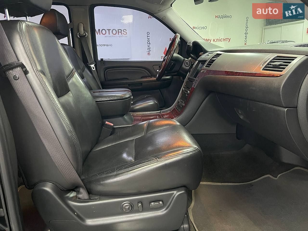 Cadillac Escalade 2008 VIN 1GYFK63818R241981 фото оголошення 23 з 38