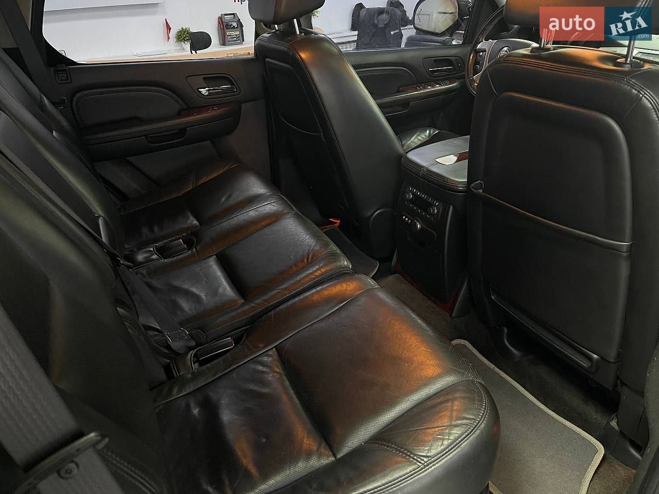 Cadillac Escalade 2008 VIN 1GYFK63818R241981 фото оголошення 24 з 38