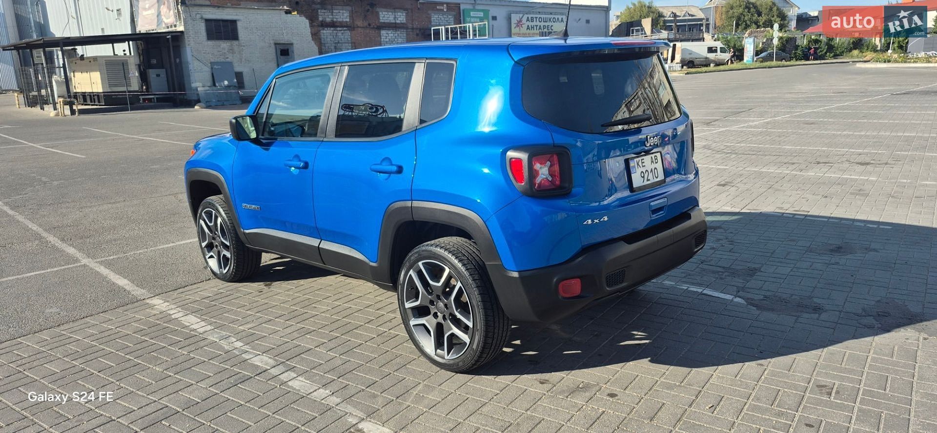 Jeep Renegade 2020 VIN ZACNJBAB1LPL80914 фото оголошення 6 з 19