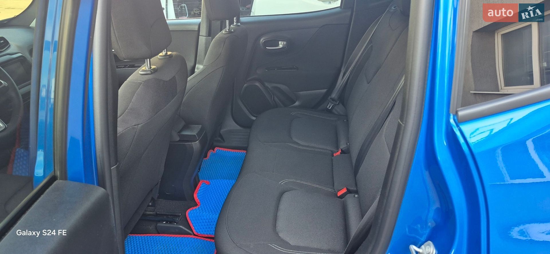 Jeep Renegade 2020 VIN ZACNJBAB1LPL80914 фото оголошення 18 з 19