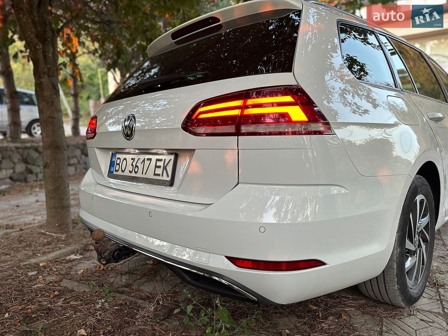 Volkswagen Golf 2017 VIN WVWZZZAUZJP561011 фото оголошення 9 з 22