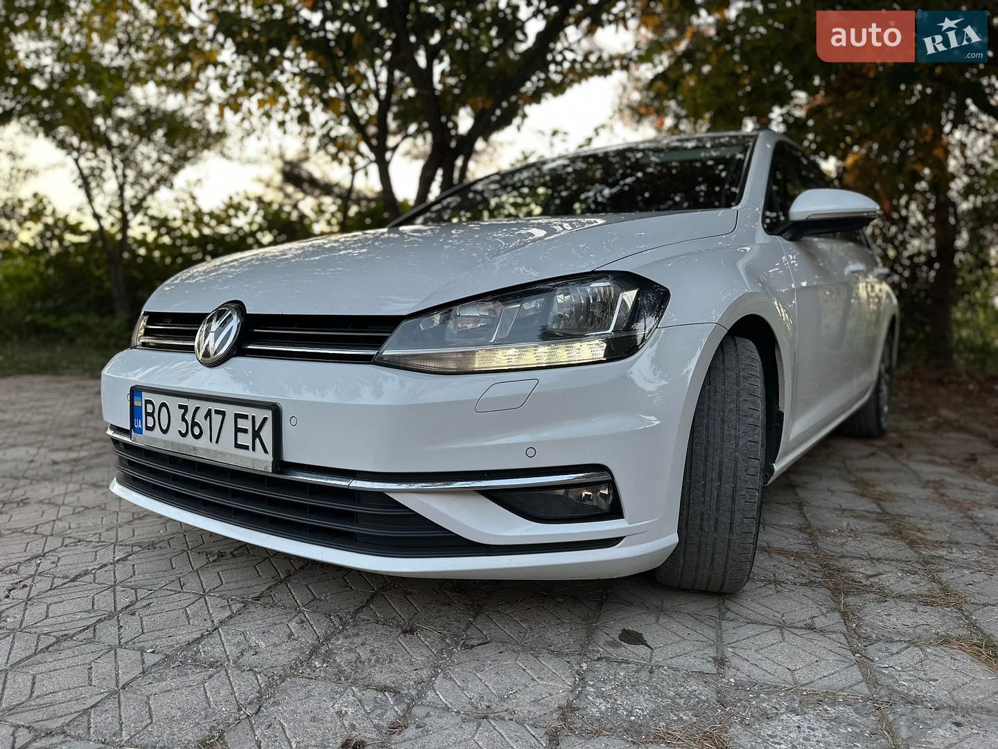 Volkswagen Golf 2017 VIN WVWZZZAUZJP561011 фото оголошення 11 з 22