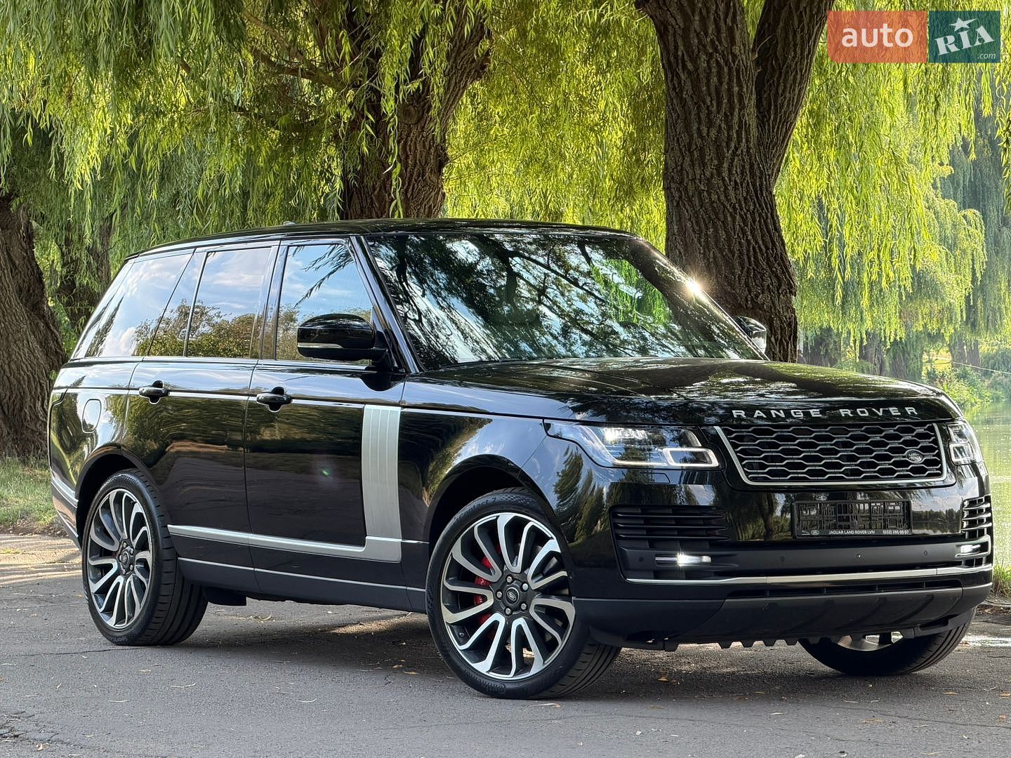 Land Rover Range Rover 2020 VIN SALGA2BK4LA588630 фото оголошення 2 з 106