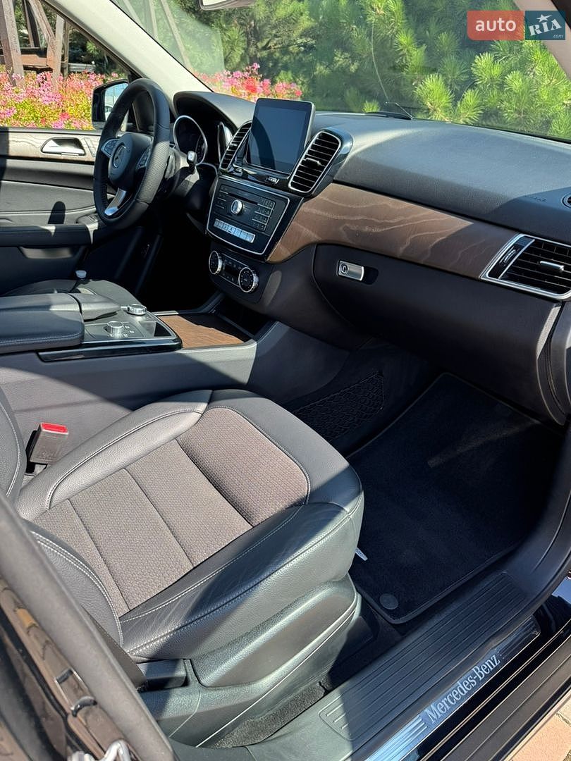 Mercedes-Benz GLE-Class 2018 VIN WDC1660041B084888 фото оголошення 48 з 58