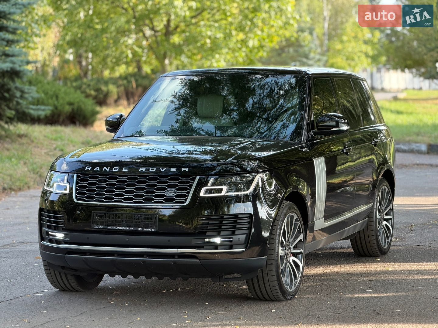 Land Rover Range Rover 2020 VIN SALGA2BK4LA588630 фото оголошення 3 з 106