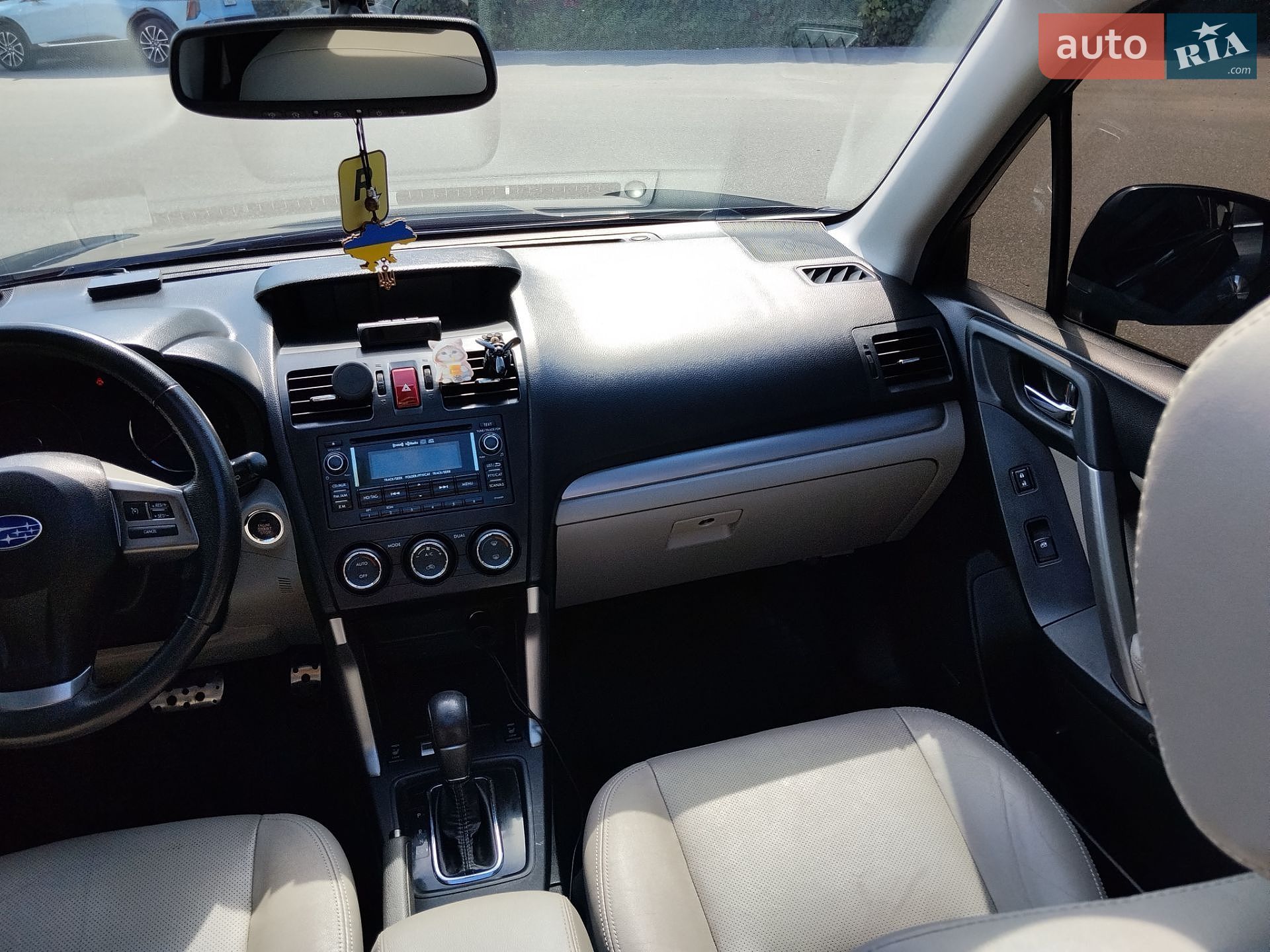 Subaru Forester 2015 VIN JF2SJAUC1FH802505 фото оголошення 9 з 28