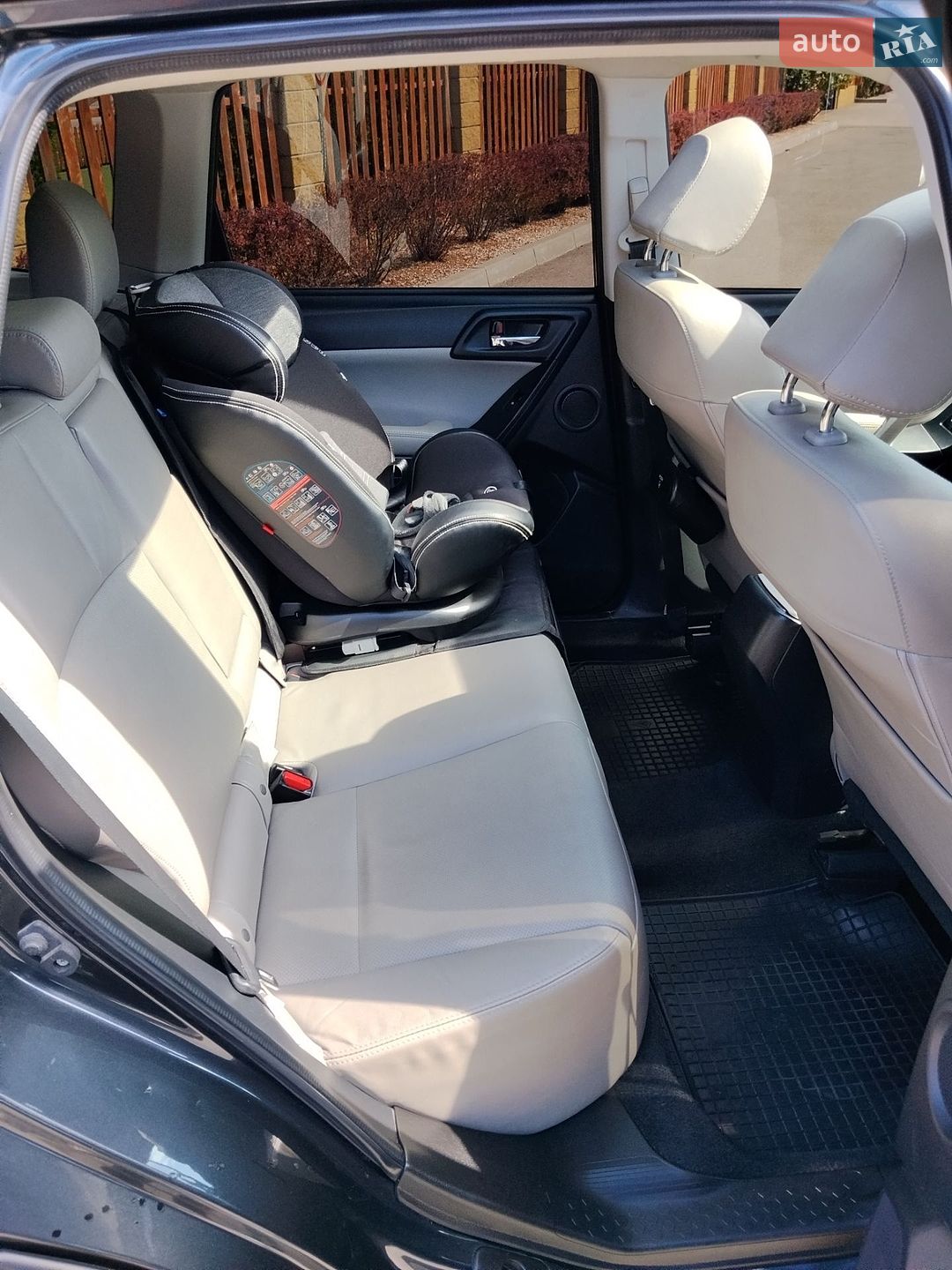 Subaru Forester 2015 VIN JF2SJAUC1FH802505 фото оголошення 19 з 28