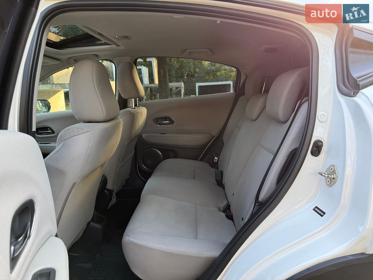 HONDA HR-V 2015 VIN 3CZRU5H52GM724024 фото оголошення 10 з 21