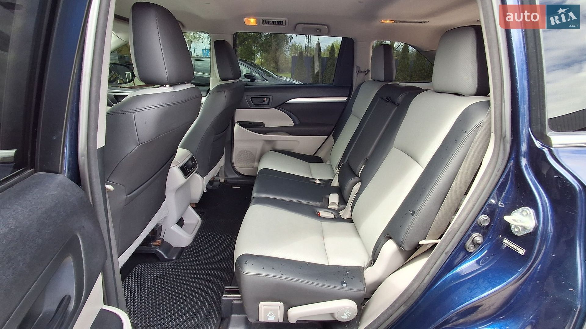 Toyota Highlander 2014 VIN 5TDZARFH2ES004965 фото оголошення 6 з 11