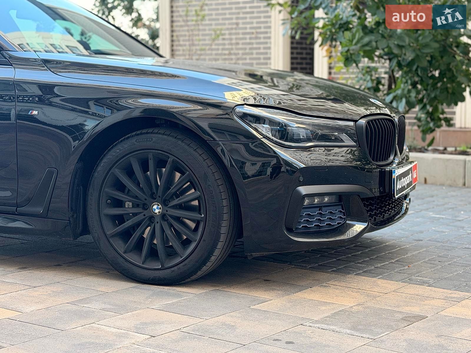 BMW 7 Series 2016 VIN WBA7C41020G640176 фото оголошення 4 з 26