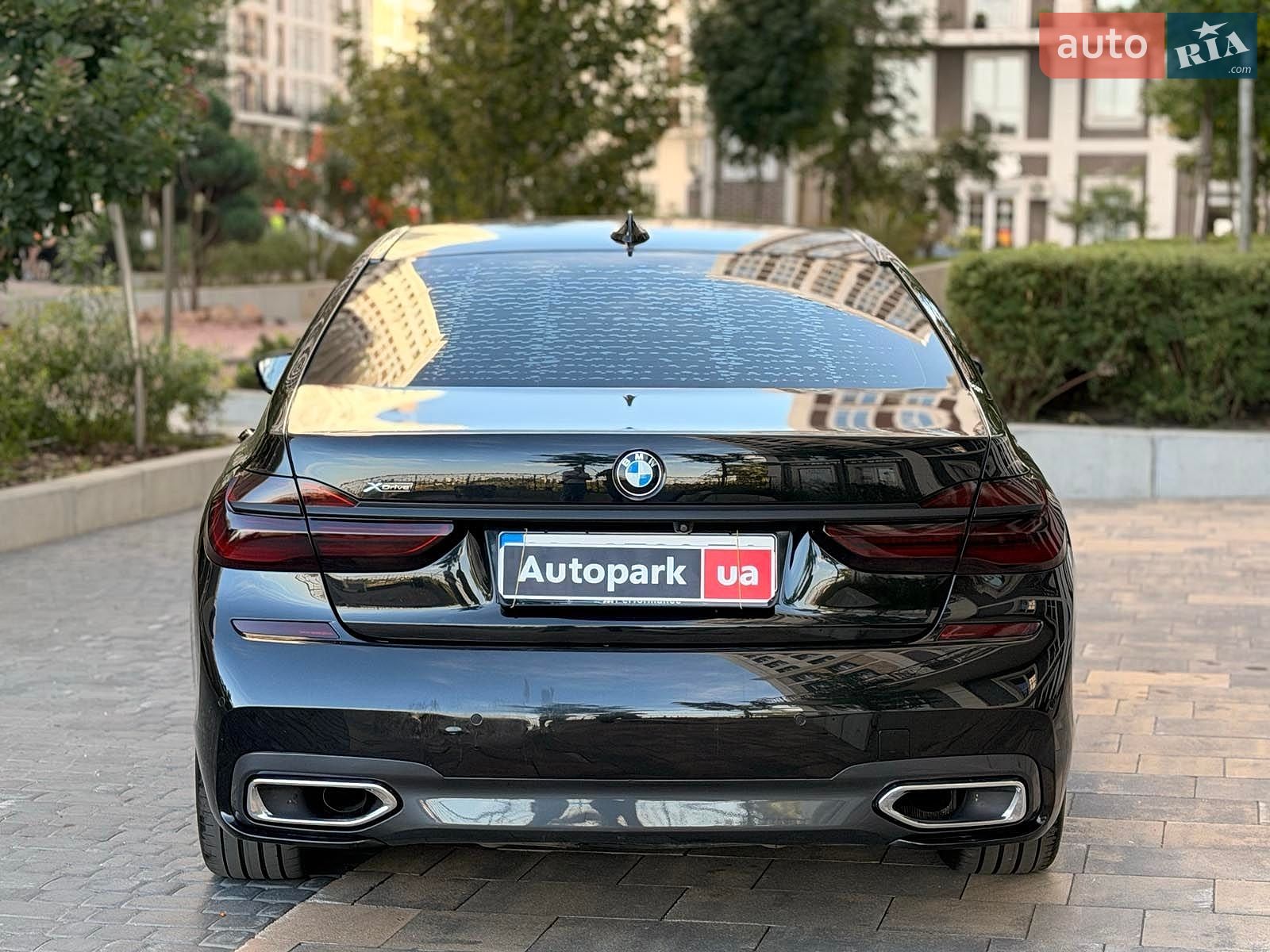 BMW 7 Series 2016 VIN WBA7C41020G640176 фото оголошення 8 з 26
