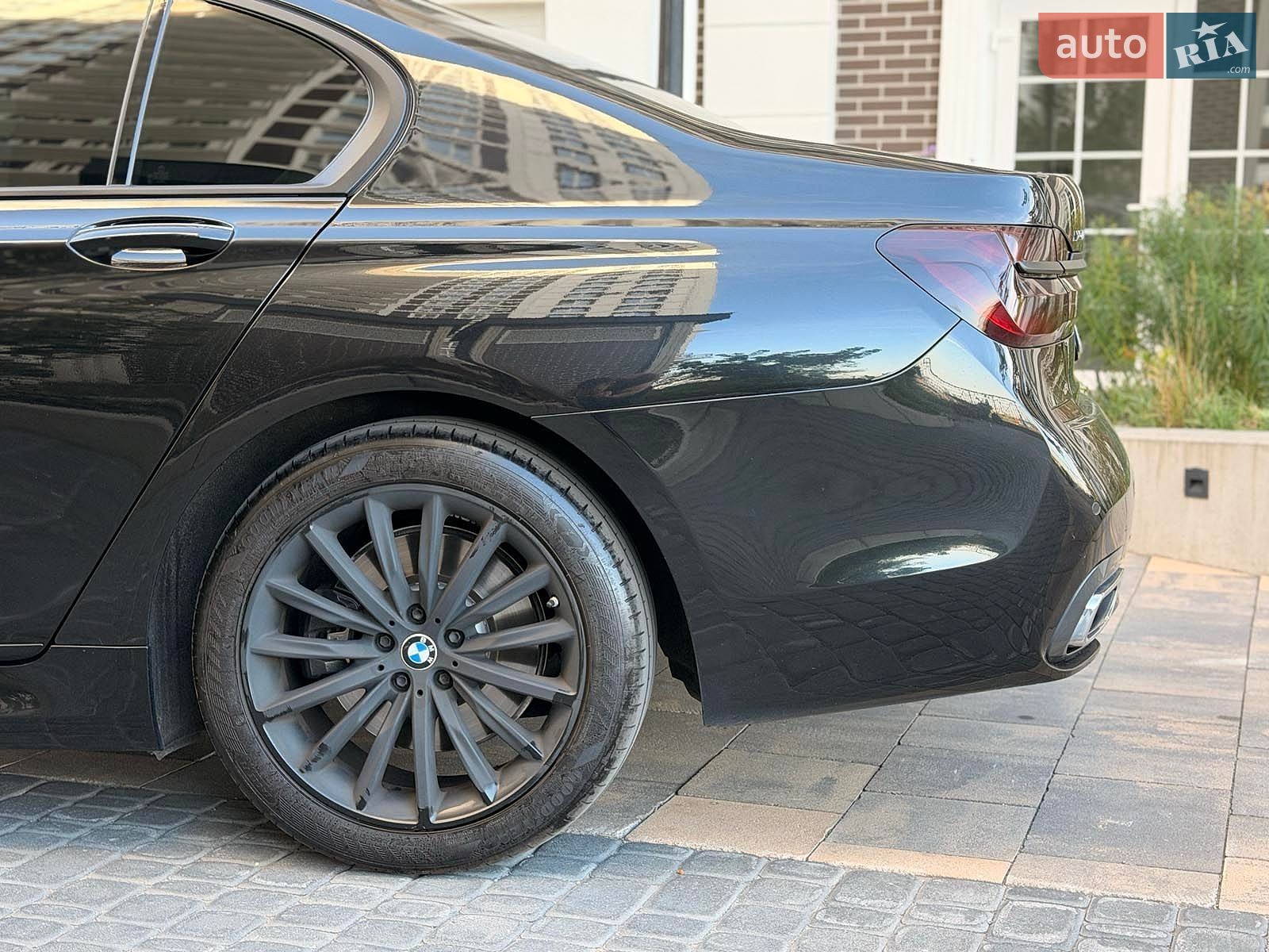 BMW 7 Series 2016 VIN WBA7C41020G640176 фото оголошення 6 з 26