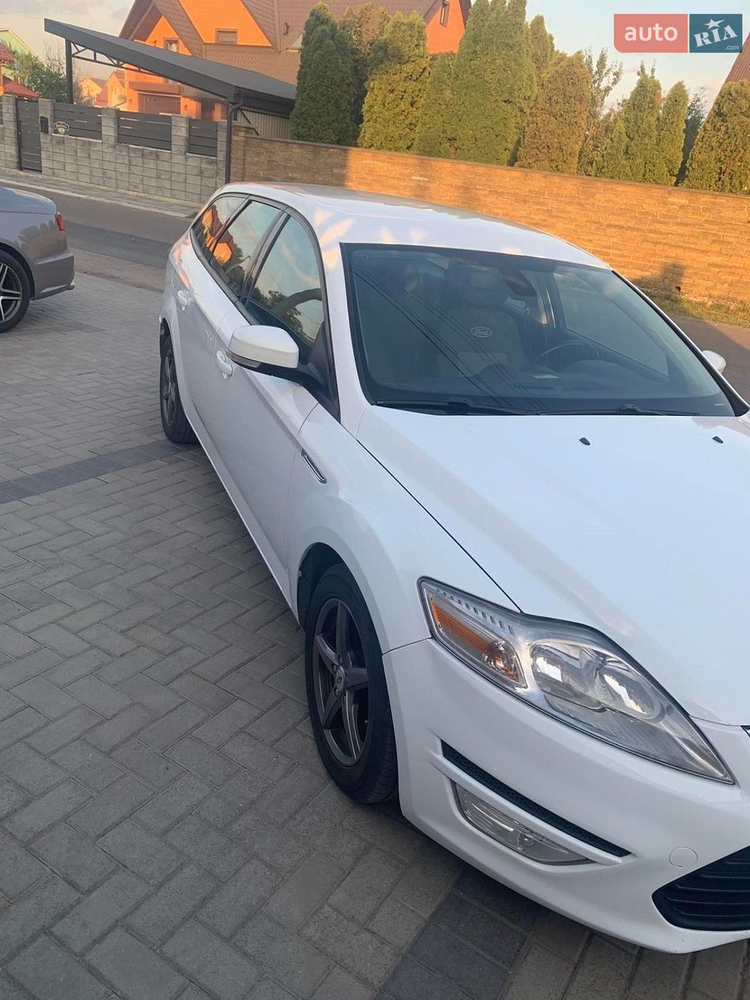 Ford Mondeo 2013 VIN WF0GXXGBBGDG58514 фото оголошення 2 з 15