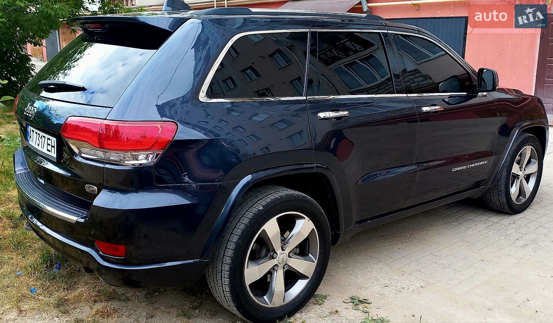 Jeep Grand Cherokee 2014 VIN 1C4RJECG9FC646803 фото оголошення 19 з 31