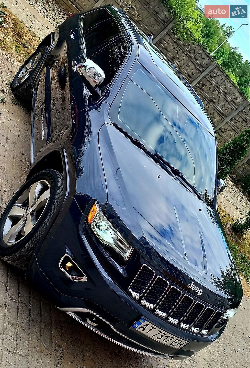 Jeep Grand Cherokee 2014 VIN 1C4RJECG9FC646803 фото оголошення 13 з 31