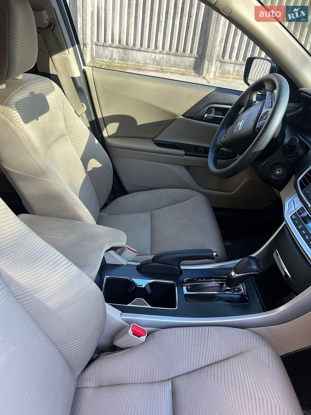Honda Accord 2014 VIN 1HGCR2F38EA230565 фото оголошення 15 з 22