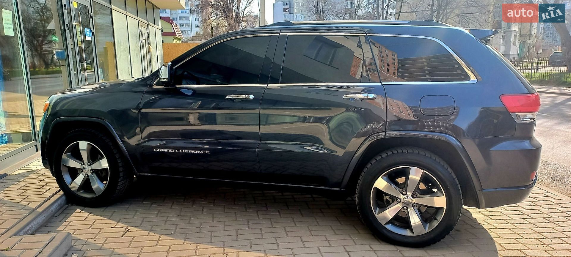 Jeep Grand Cherokee 2014 VIN 1C4RJECG9FC646803 фото оголошення 27 з 31