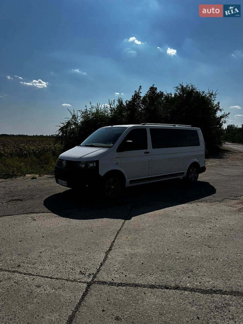 Volkswagen Transporter 2010 VIN WV1ZZZ7HZAH257262 фото оголошення 2 з 29