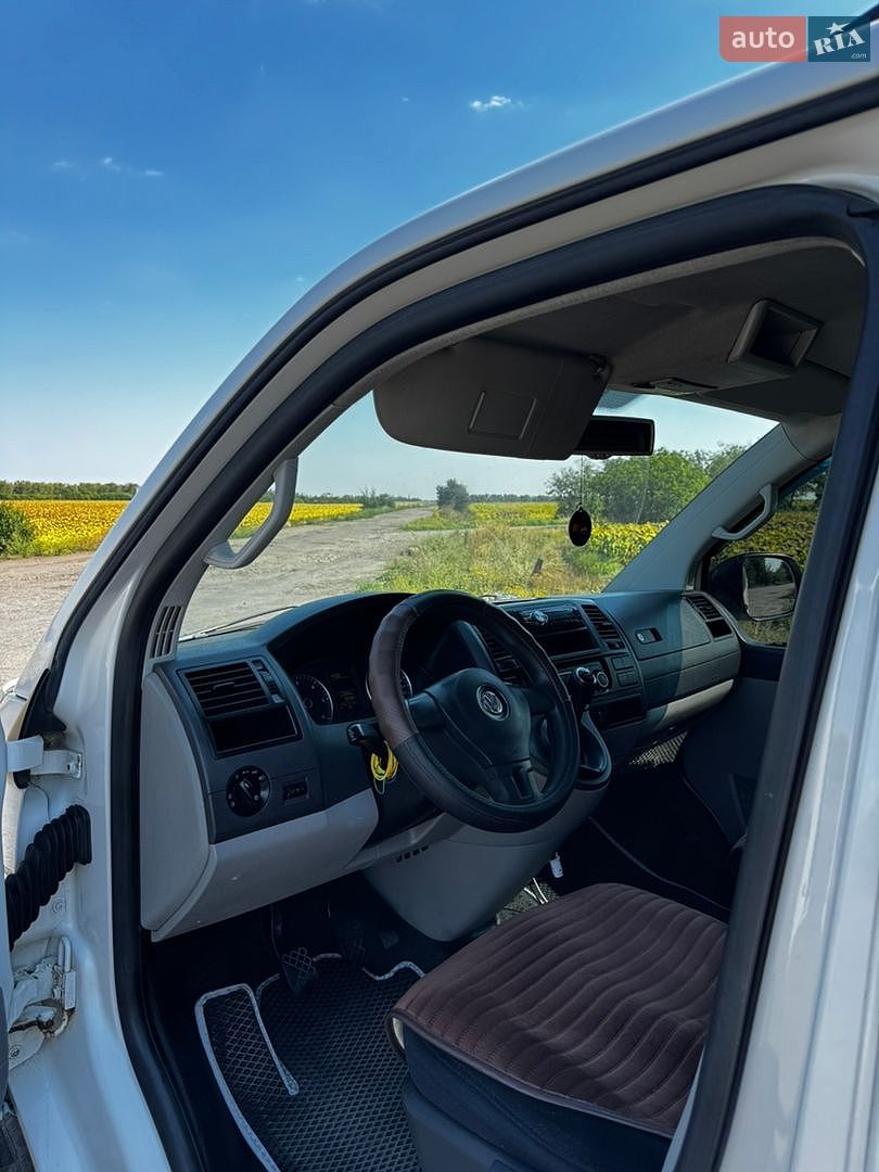 Volkswagen Transporter 2010 VIN WV1ZZZ7HZAH257262 фото оголошення 17 з 29