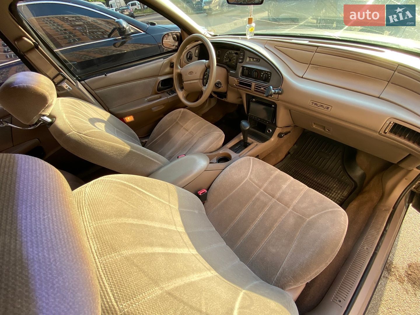 Ford Taurus 1995 VIN 1FALP52U7SG272616 фото оголошення 27 з 29