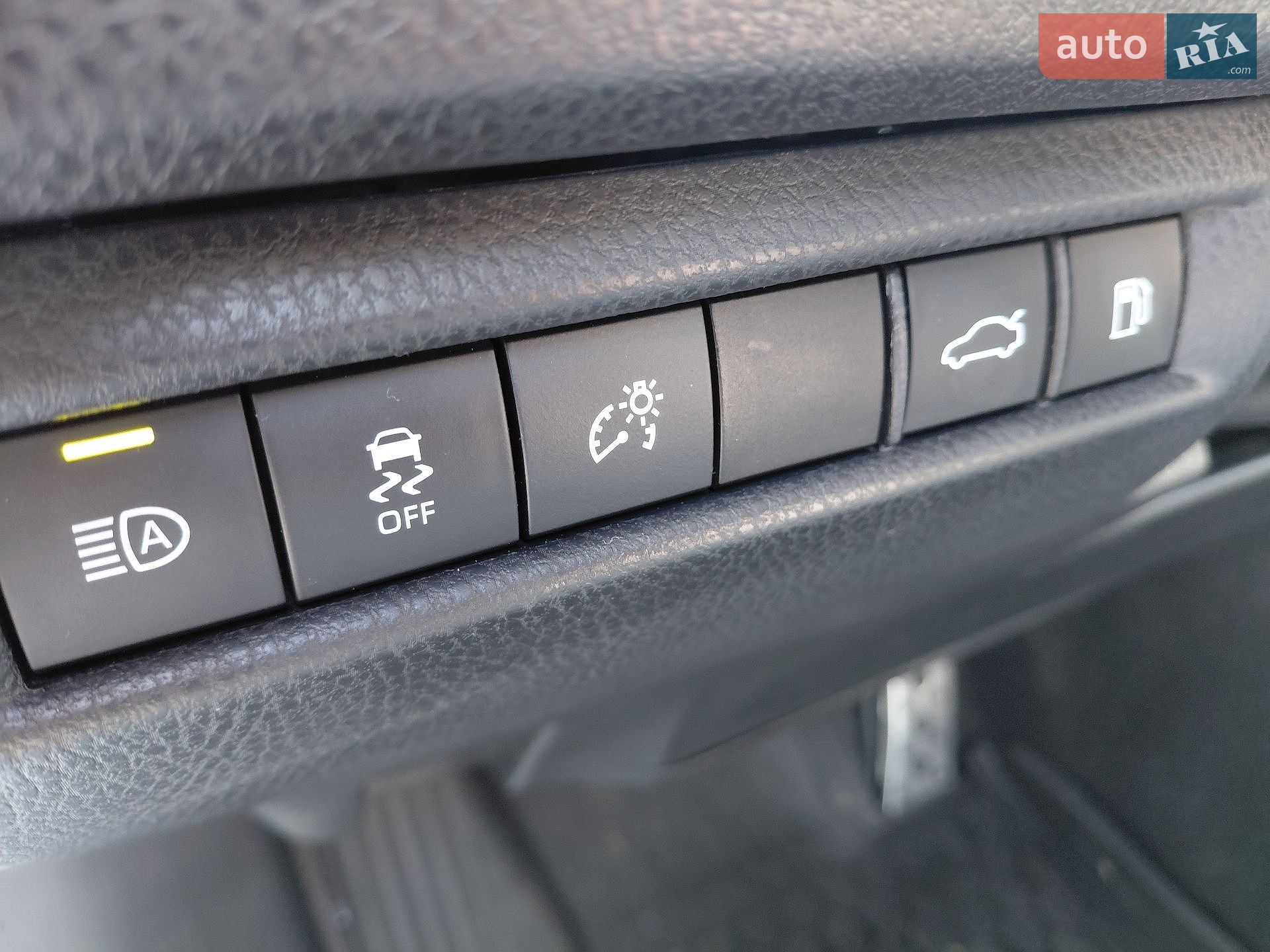 TOYOTA CAMRY 2025 VIN 4T1DAACK5SU578345 фото оголошення 50 з 88