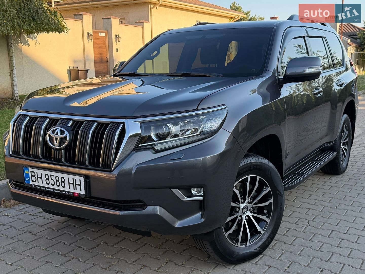 Toyota Land Cruiser Prado 2018 VIN JTEBR3FJ605011552 фото оголошення 7 з 76