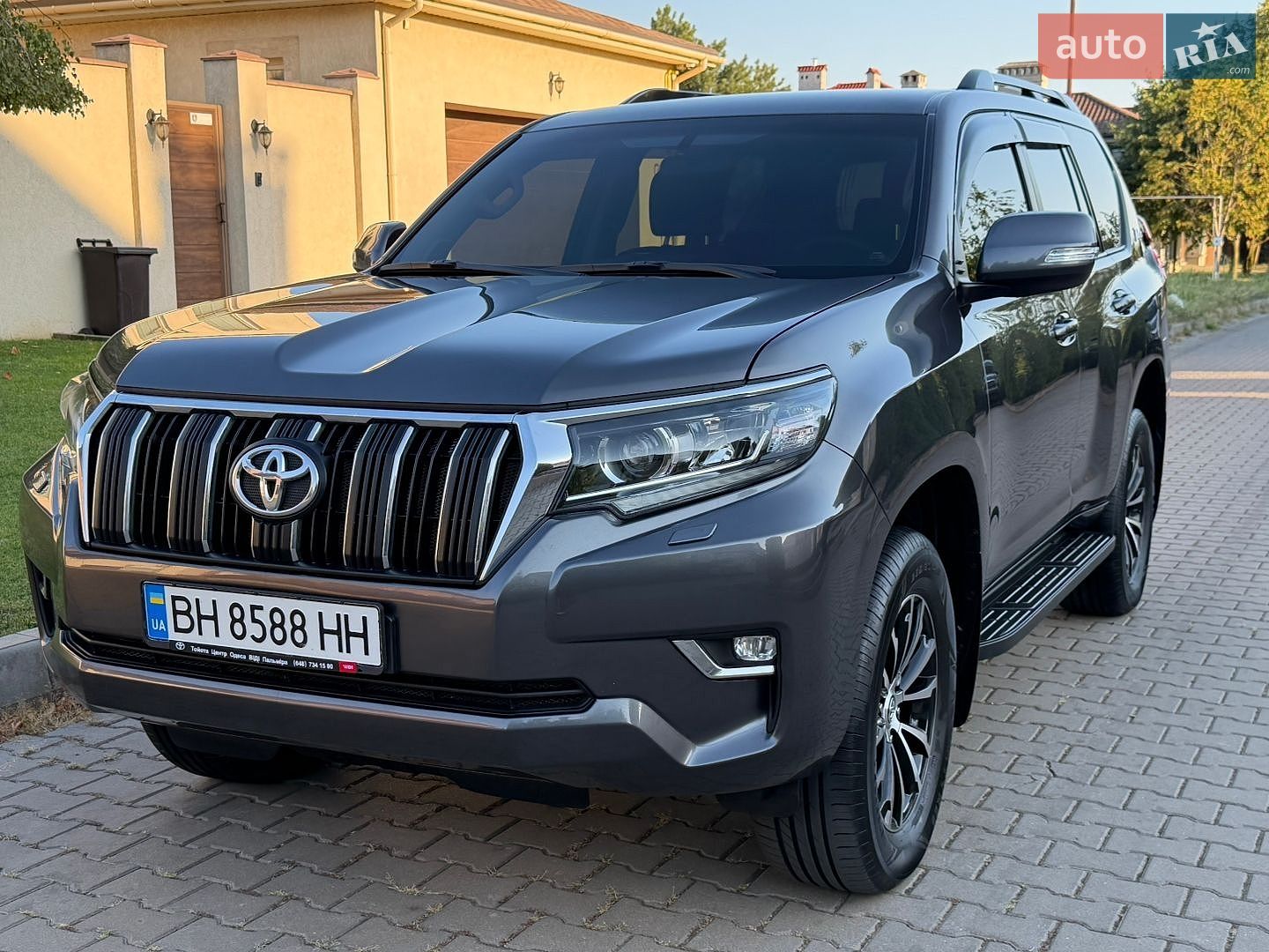 Toyota Land Cruiser Prado 2018 VIN JTEBR3FJ605011552 фото оголошення 9 з 76