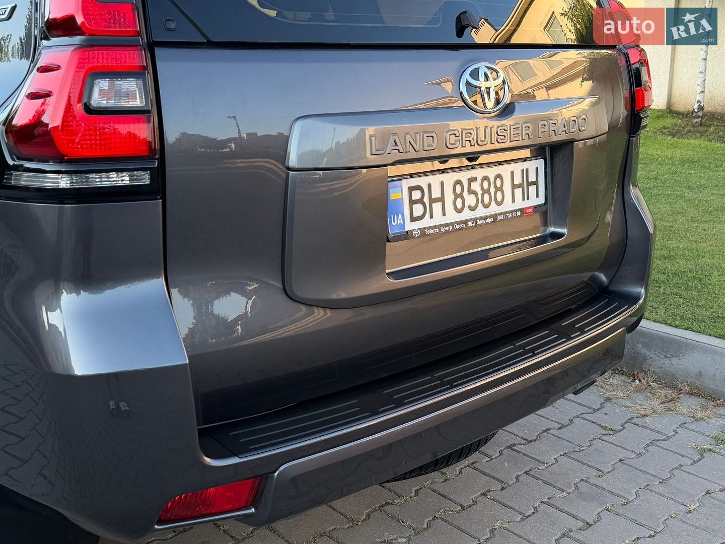 Toyota Land Cruiser Prado 2018 VIN JTEBR3FJ605011552 фото оголошення 16 з 76
