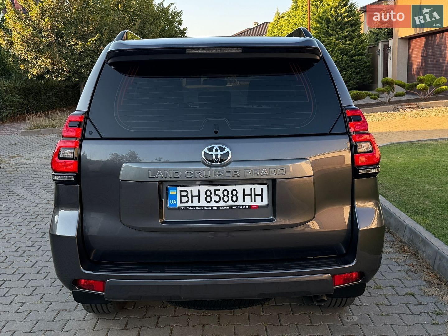 Toyota Land Cruiser Prado 2018 VIN JTEBR3FJ605011552 фото оголошення 12 з 65