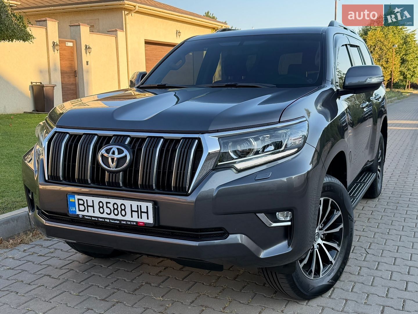 Toyota Land Cruiser Prado 2018 VIN JTEBR3FJ605011552 фото оголошення 18 з 66