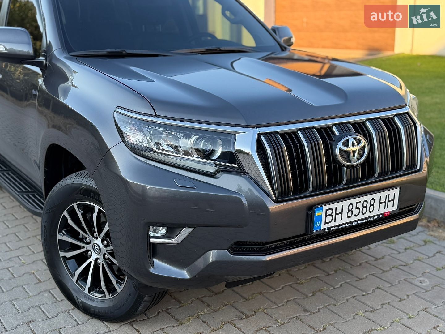 Toyota Land Cruiser Prado 2018 VIN JTEBR3FJ605011552 фото оголошення 30 з 76
