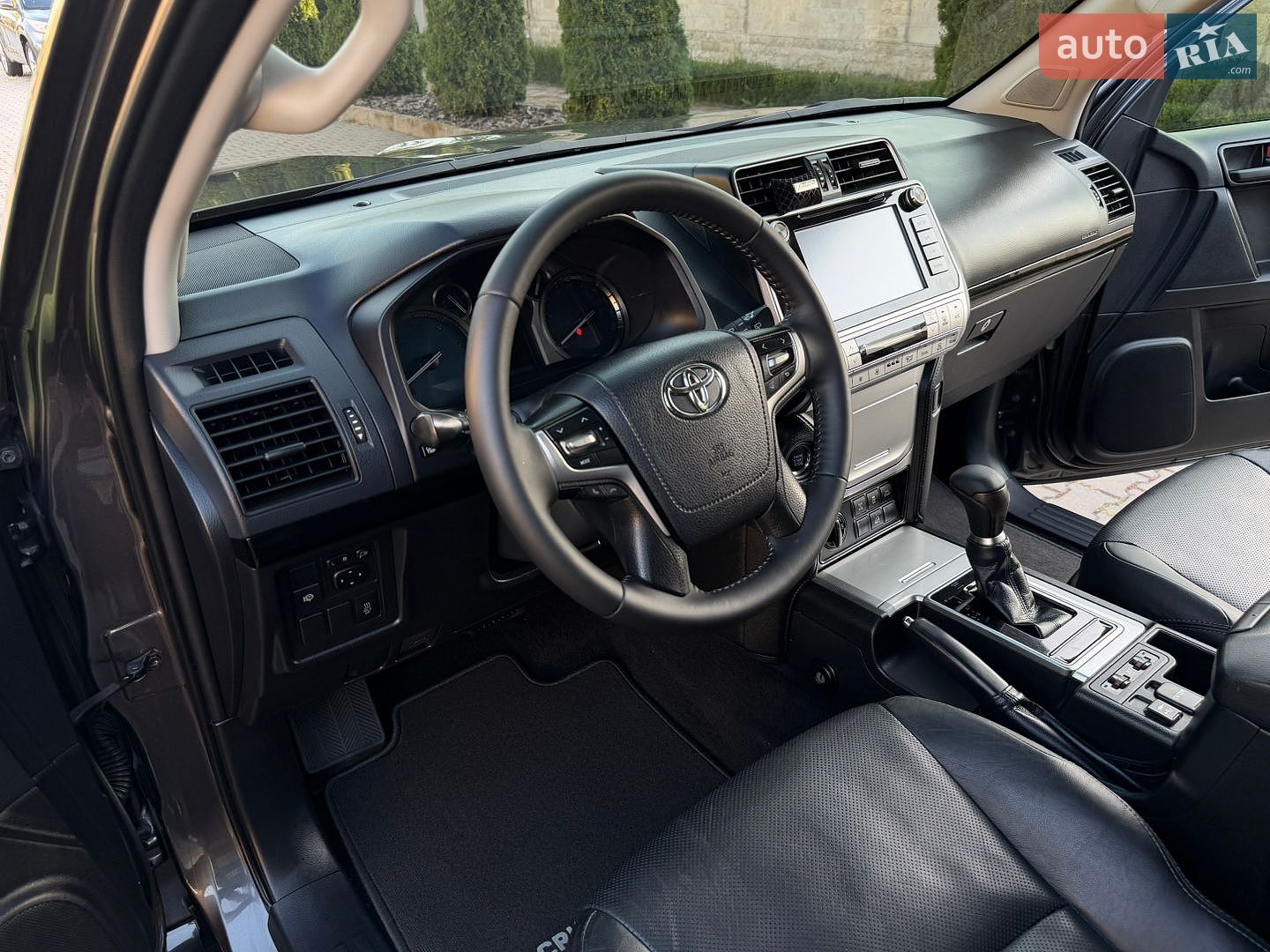 Toyota Land Cruiser Prado 2018 VIN JTEBR3FJ605011552 фото оголошення 46 з 76