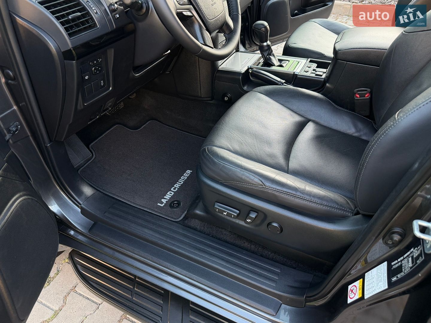 Toyota Land Cruiser Prado 2018 VIN JTEBR3FJ605011552 фото оголошення 44 з 76