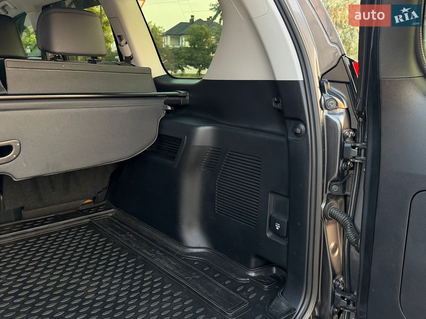 Toyota Land Cruiser Prado 2018 VIN JTEBR3FJ605011552 фото оголошення 66 з 76