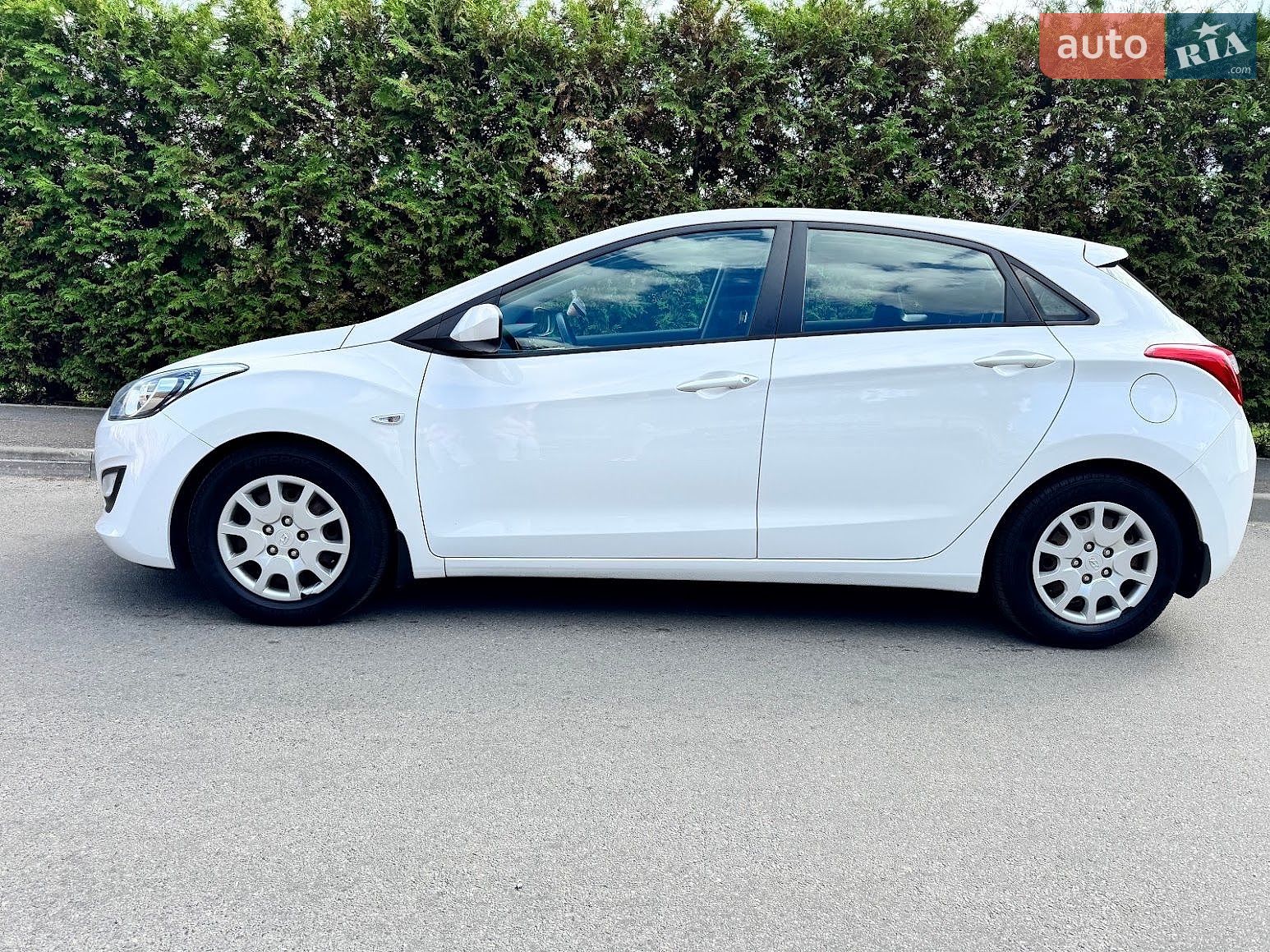 Hyundai i30 2013 VIN TMAD251AAEJ108535 фото оголошення 2 з 10