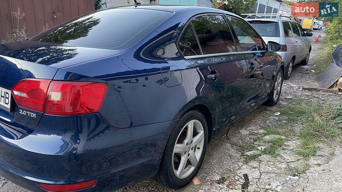 Volkswagen Jetta 2011 VIN WVWZZZ16ZBM118325 фото оголошення 6 з 6