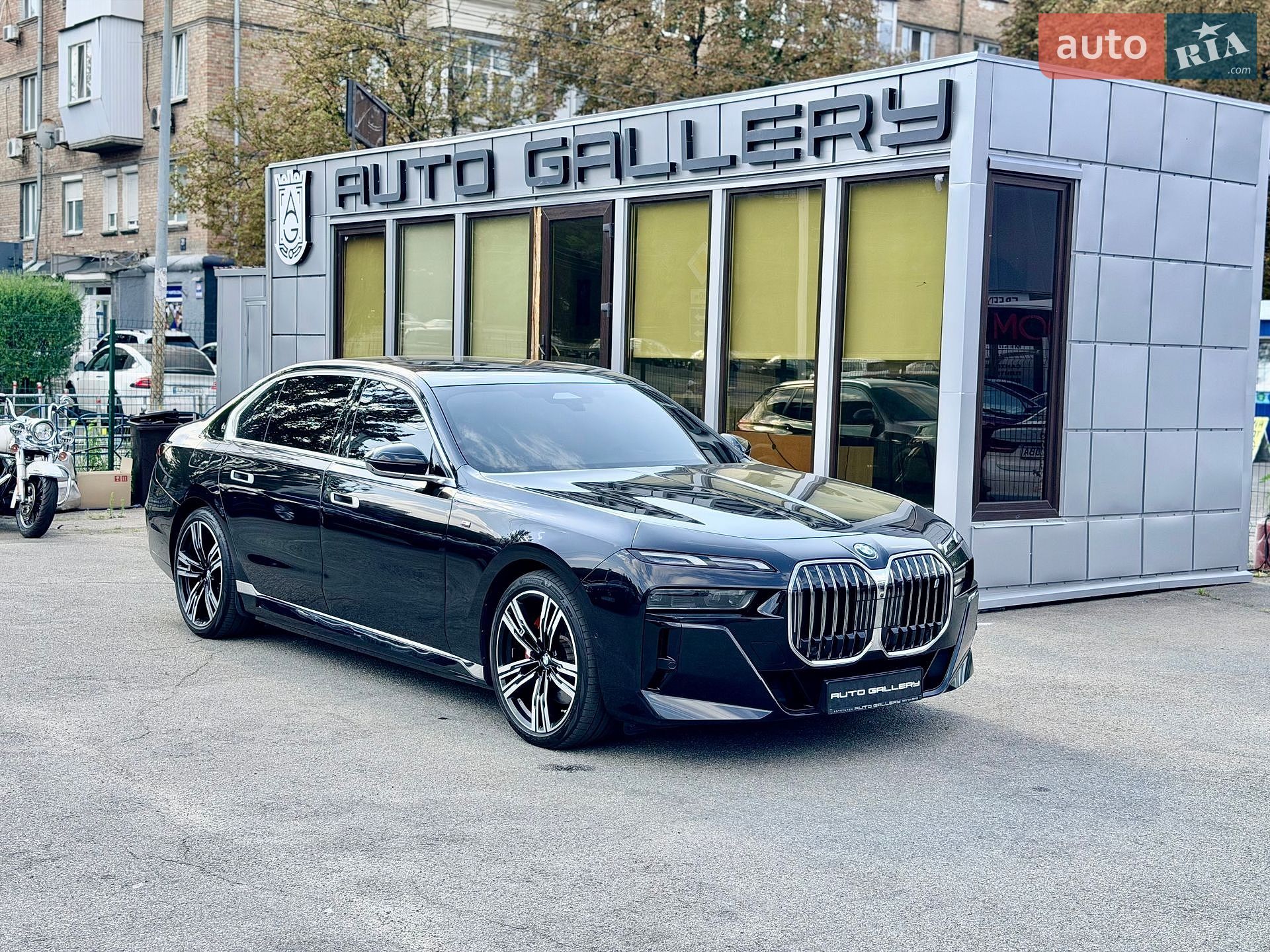 BMW i7 2023 VIN WBY41EJ05RCP30801 фото оголошення 5 з 37