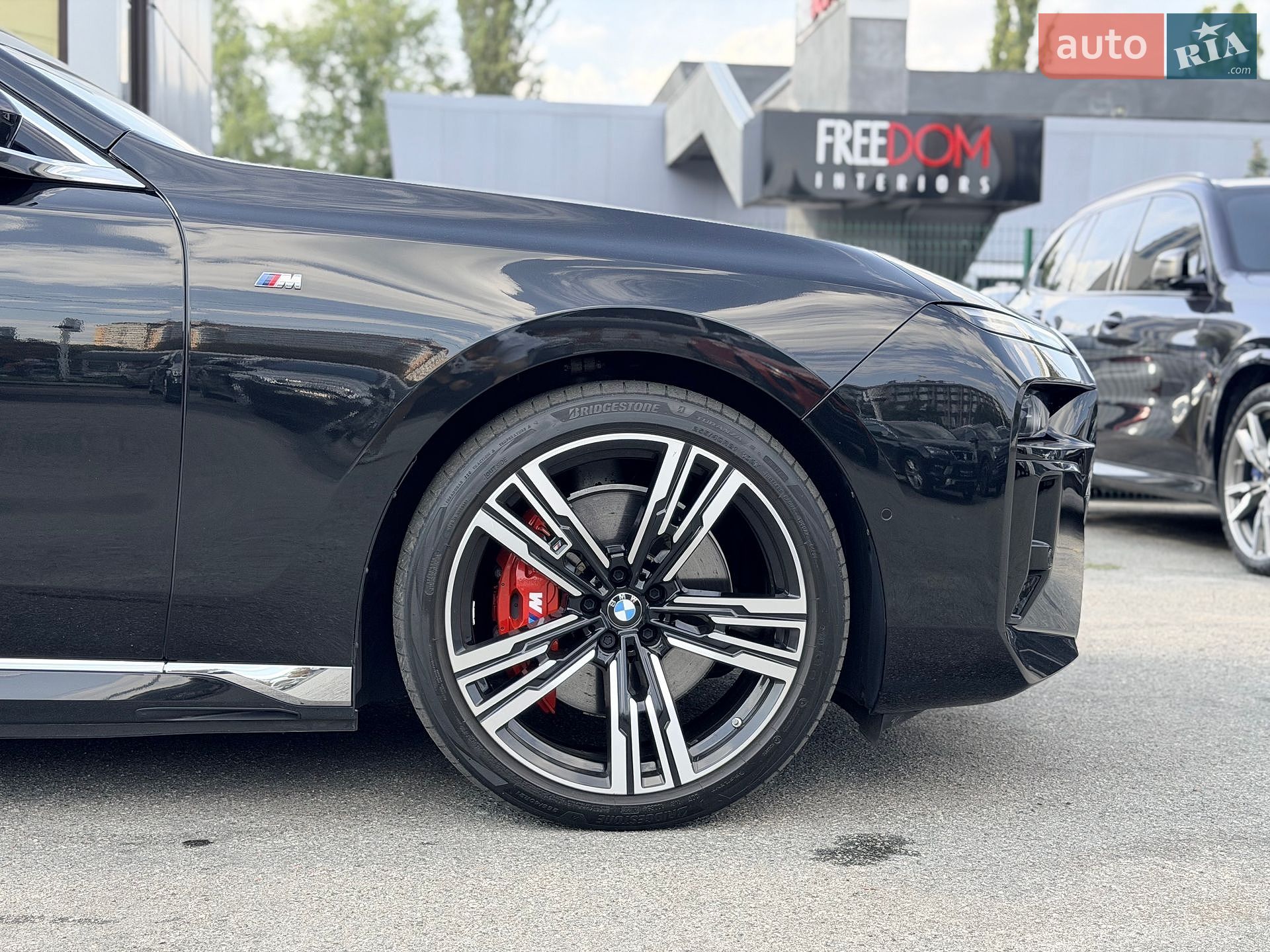 BMW i7 2023 VIN WBY41EJ05RCP30801 фото оголошення 8 з 37