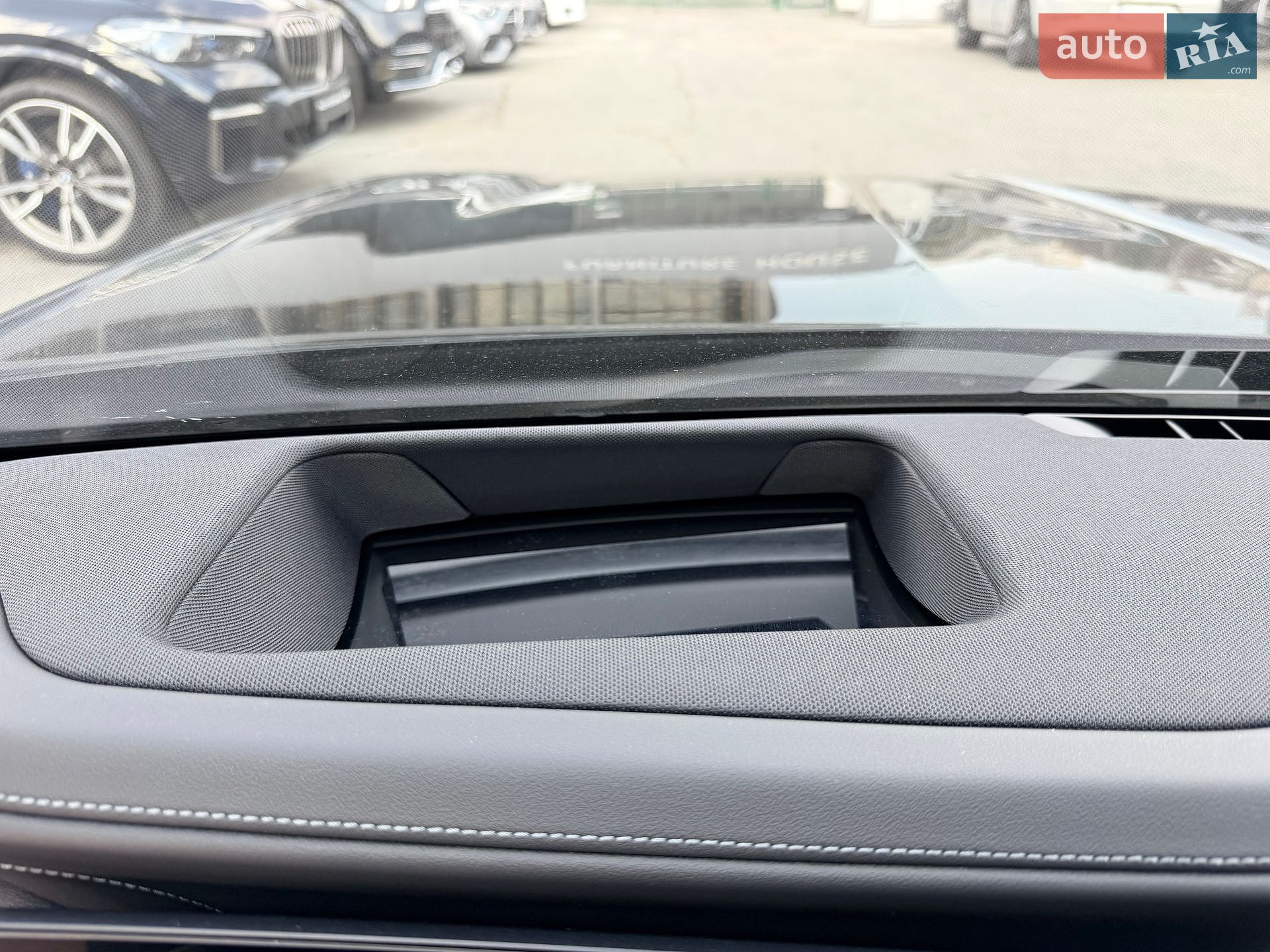 BMW i7 2023 VIN WBY41EJ05RCP30801 фото оголошення 33 з 37