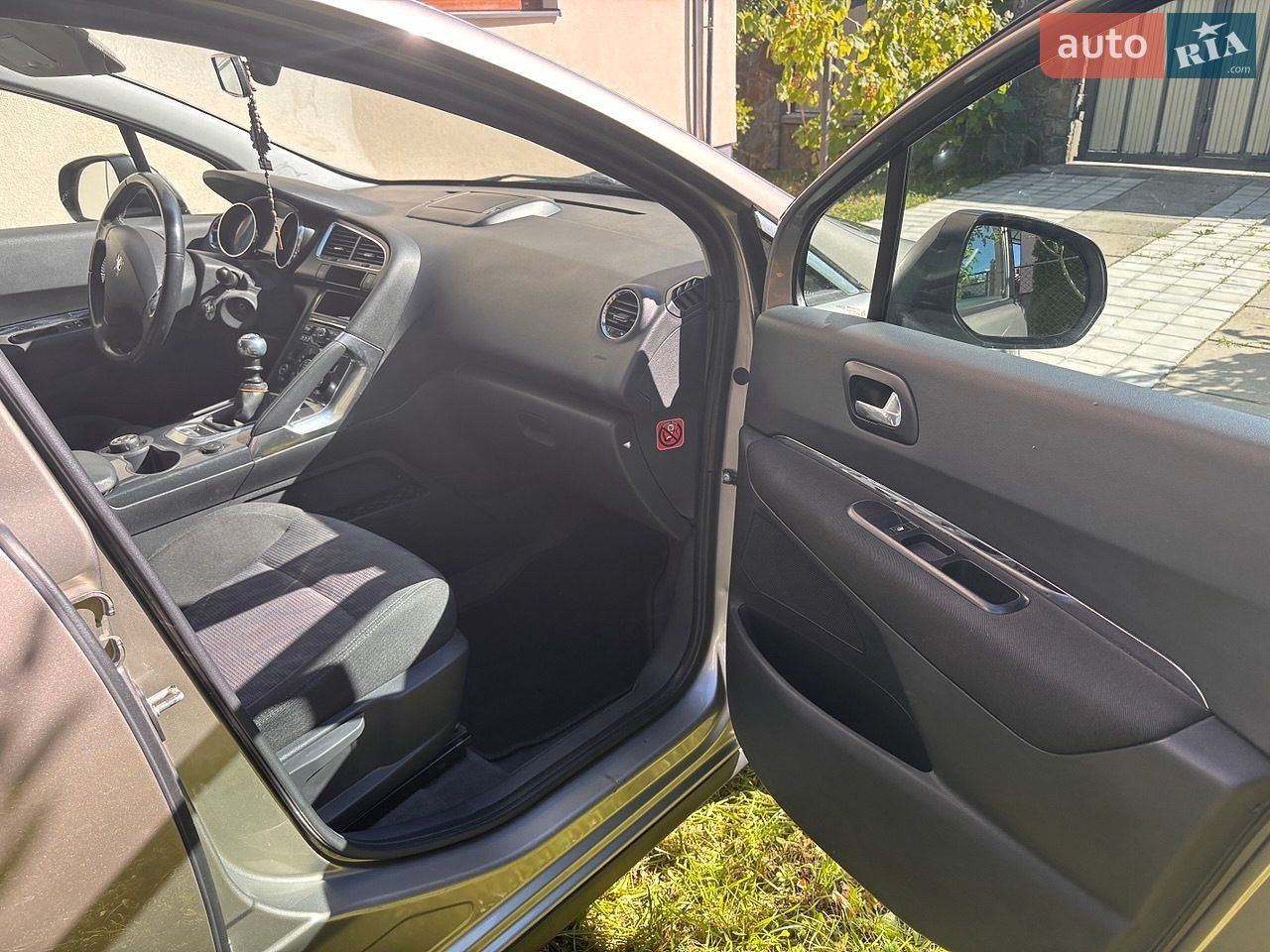 Peugeot 3008 2010 VIN VF30U9HZHAS033371 фото оголошення 15 з 22