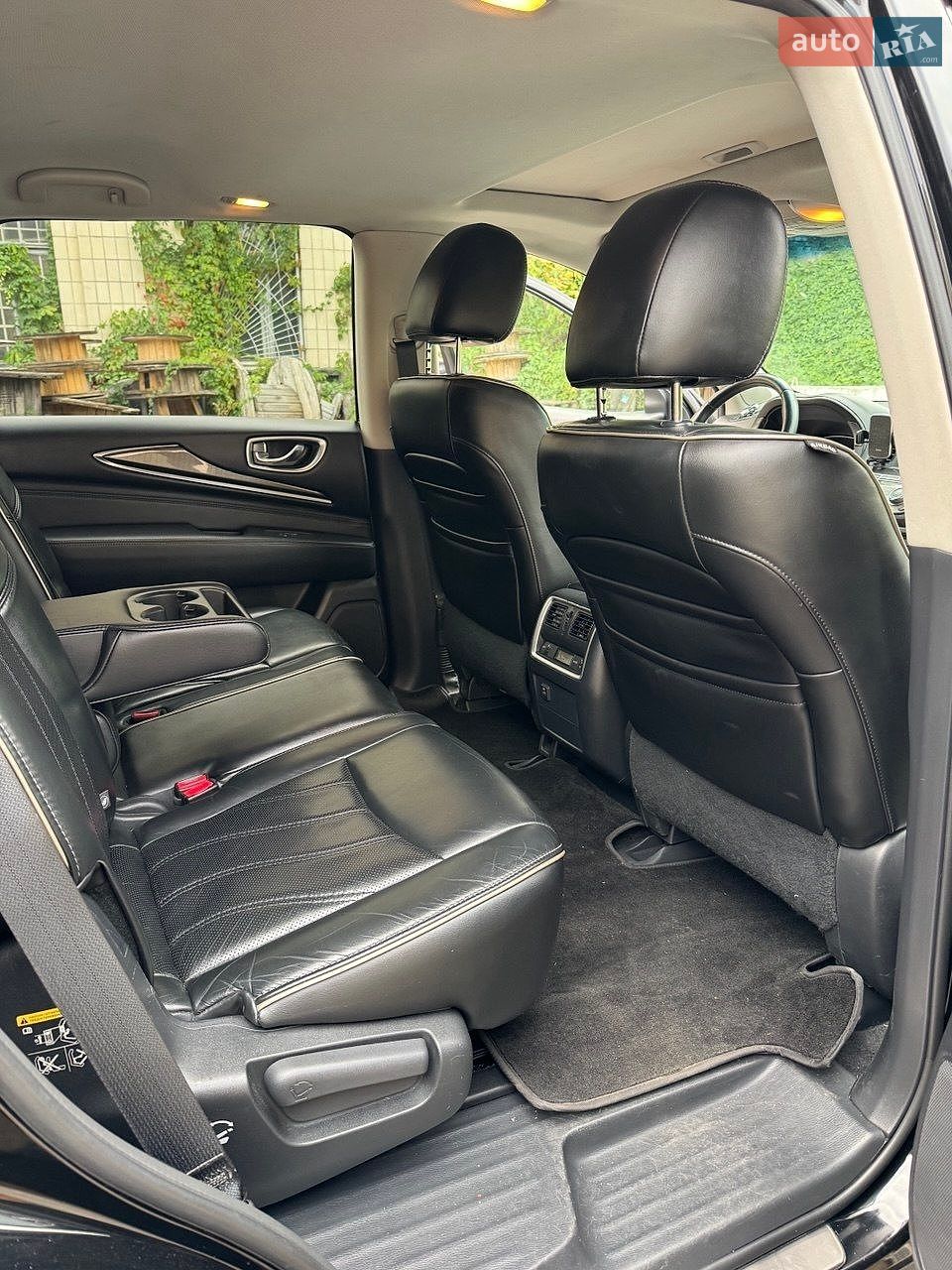 Infiniti QX60 2016 VIN 5N1AL0MM1GC506434 фото оголошення 19 з 30