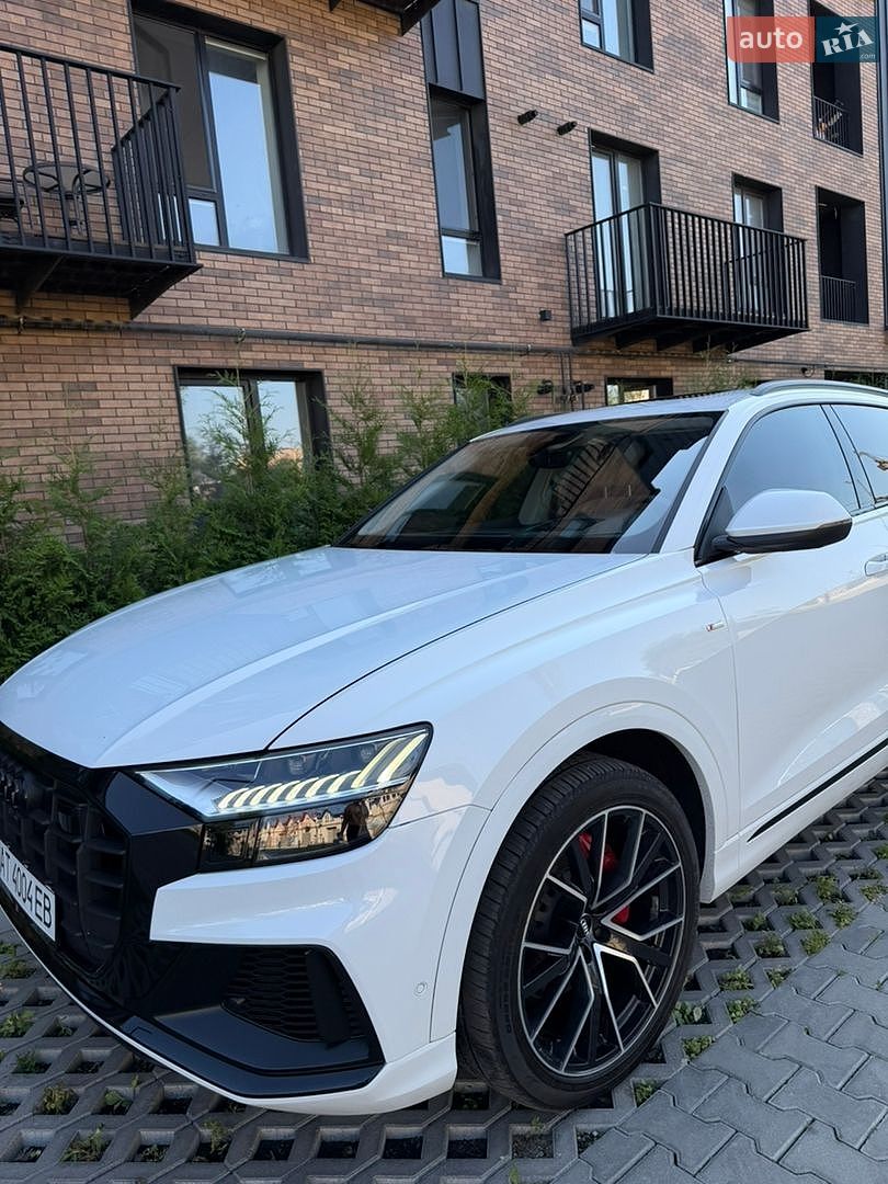 Audi Q8 2019 VIN WA1FVAF17KD039031 фото оголошення 3 з 48
