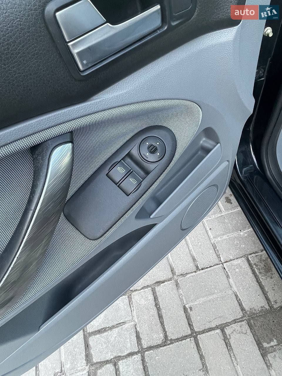 Ford C-Max 2009 VIN WF0EXXGCDE8G43823 фото оголошення 32 з 55