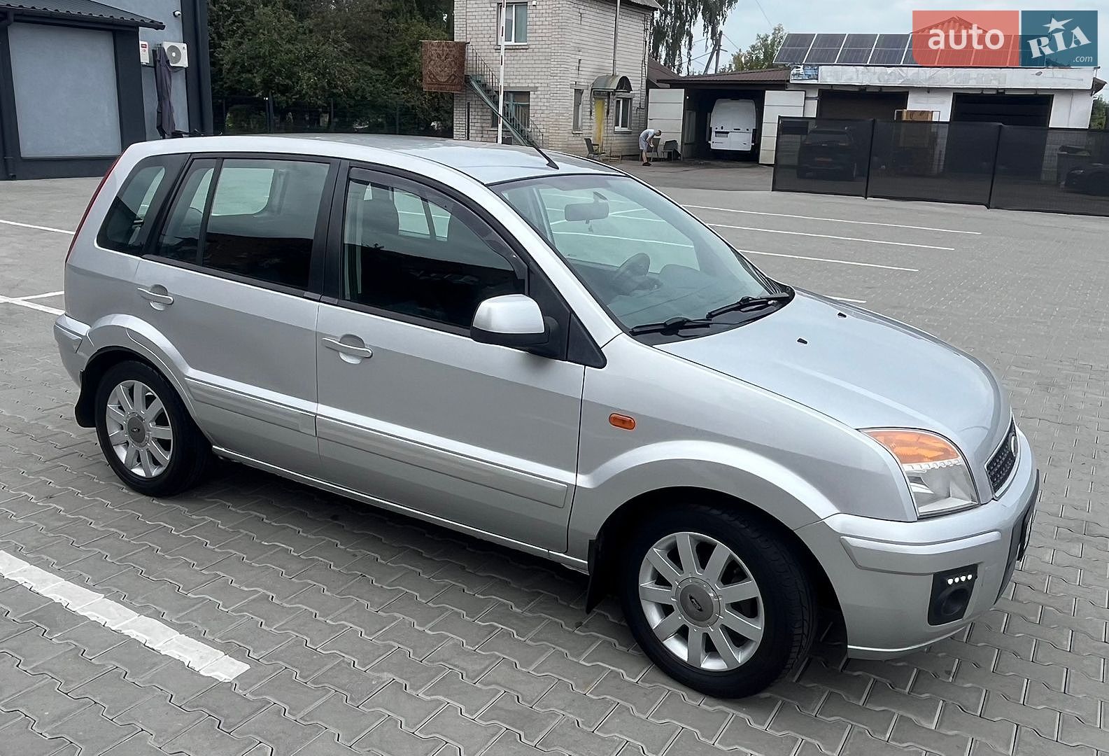 Ford Fusion 2010 VIN WF0UXXGAJUAB76222 фото оголошення 3 з 31